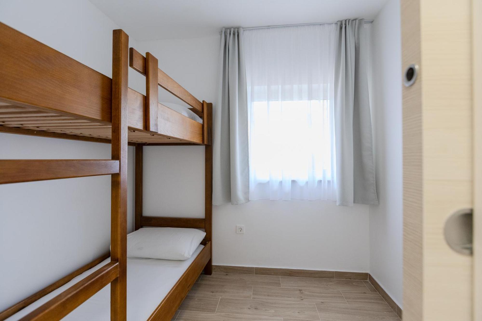 Apartments Lorena 普利拉卡 外观 照片
