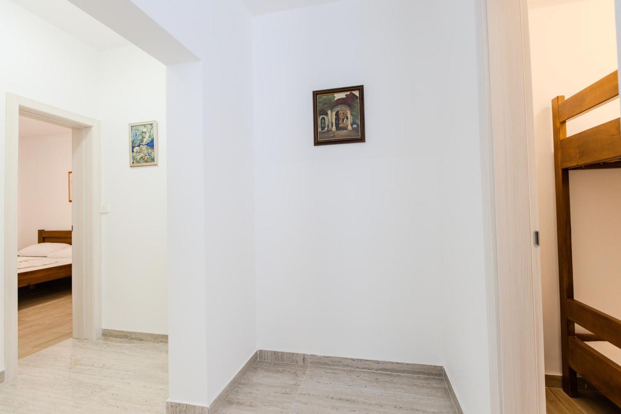 Apartments Lorena 普利拉卡 外观 照片