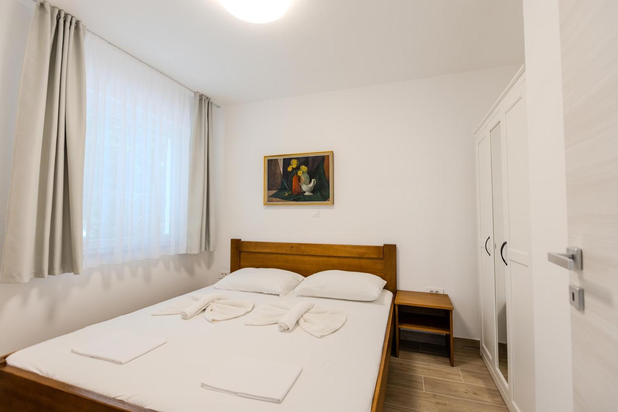 Apartments Lorena 普利拉卡 外观 照片